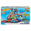 Picture of ULTIMATE GATOR CAR WASH PLAY SET