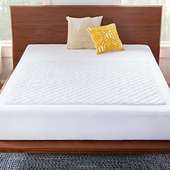 Quilted Fitted Mattress Pad Non-Skid Waterproof Fitted Sheet Mattress Protector with Highly Absorbent Fill Layer 100% Soft Cotton Blend Cover Surface