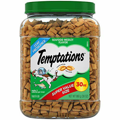 Picture of TEMPTATIONS Classic Crunchy and Soft Cat Treats Seafood Medley Flavor, 30 Oz. Tub