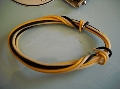 Picture of 6 Feet (2-white/2-black/2-yellow) Gavitt Cloth-covered Pre-tinned 7-strand Pushback 22awg Vintage-style Guitar Wire