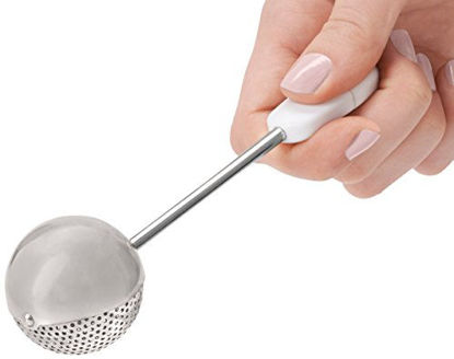 Picture of OXO Good Grips Bakers Dusting Wand for Sugar, Flour and Spices