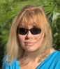 Picture of In Style Eyes Original Lovin Maui Wrap Around Sunglasses, Non-Polarized, Lightweight, Black, 1.50x