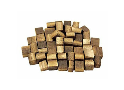 Picture of Oak Cubes - French (Medium) 1 lb
