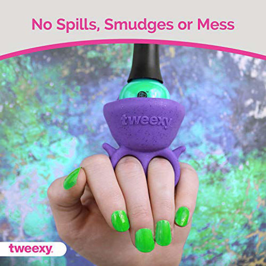 Picture of tweexy Wearable Nail Polish Holder Ring, Fingernail Polishing Tool, Manicure and Pedicure Accessories (Purple Crush)