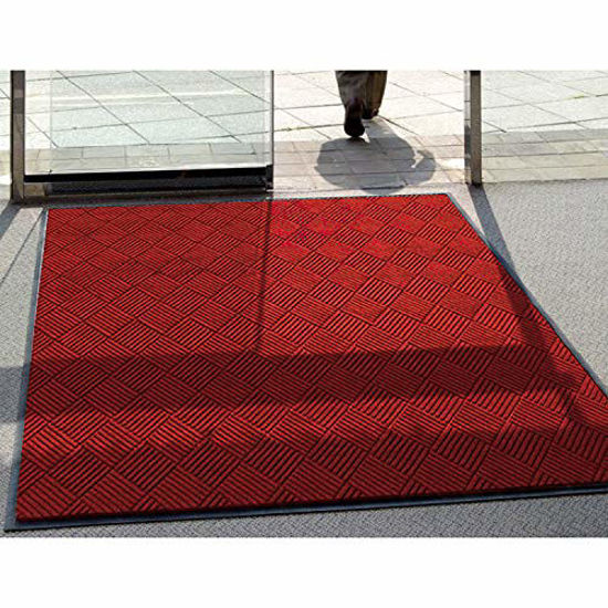 https://www.getuscart.com/images/thumbs/0582447_waterhog-diamond-commercial-grade-entrance-mat-with-rubber-border-indooroutdoor-quick-drying-stain-r_550.jpeg