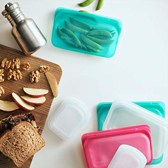 https://www.getuscart.com/images/thumbs/0604143_stasher-100-silicone-food-grade-reusable-storage-bag-sky-snack-reduce-single-use-plastic-cook-store-_550.jpeg