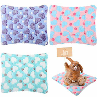 Picture of 3 Pieces Guinea Pig Bed Mat Rabbit Warm Bed Hamster Bedding Winter Hamster Sleep Pad for Bunny Hamster Squirrel Hedgehog Chinchilla, 3 Colors (Heart)