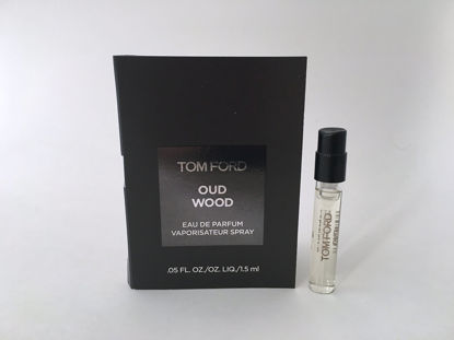 Picture of Tom Ford Oud Wood Eau de Parfum - .05 oz. Spray Sample
