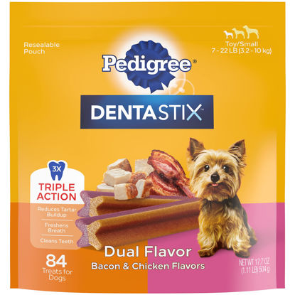 Picture of PEDIGREE DENTASTIX Dual Flavor Small Dog Dental Treats, Bacon & Chicken Flavors Dental Bones, 18.24 oz. Pack (84 Treats)