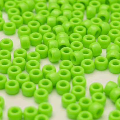 Picture of 1000 Pcs Acrylic Brilliant Green Pony Beads 6x9mm Bulk for Arts Craft Bracelet Necklace Jewelry Making Earring Hair Braiding (Fresh Green)