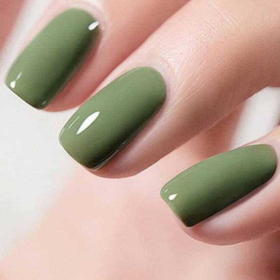 Green Nails Ideas To Freshen Up Your Spring in 2022 - Glaminati