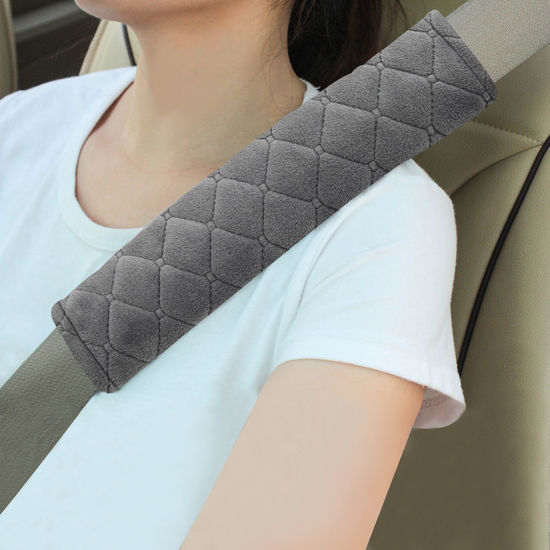 GetUSCart- Amooca Soft Auto Seat Belt Cover Seatbelt Shoulder Pad Cushions  2 PCS for a More Comfortable Driving Universal Fit for All Cars and  Backpack Dark Gray