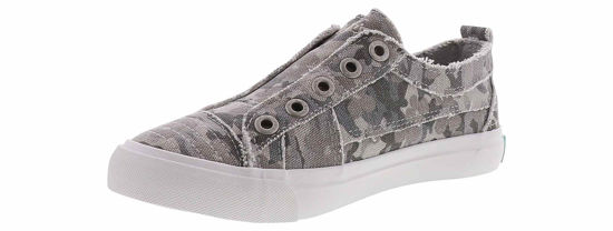 Picture of Blowfish Malibu Women's Play Sneaker, Gray Love Not War Canvas, 7 - Size: 7