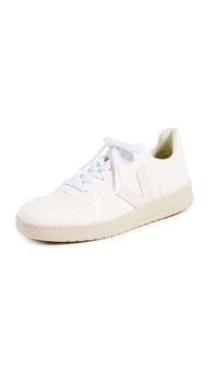 Picture of Veja women V-10 sneakers full white 8 US - Size: 8