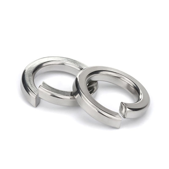 Picture of 1/4" Split Lock Washer, 18-8 (304) Stainless Steel Spring Lock Washer 100PCS