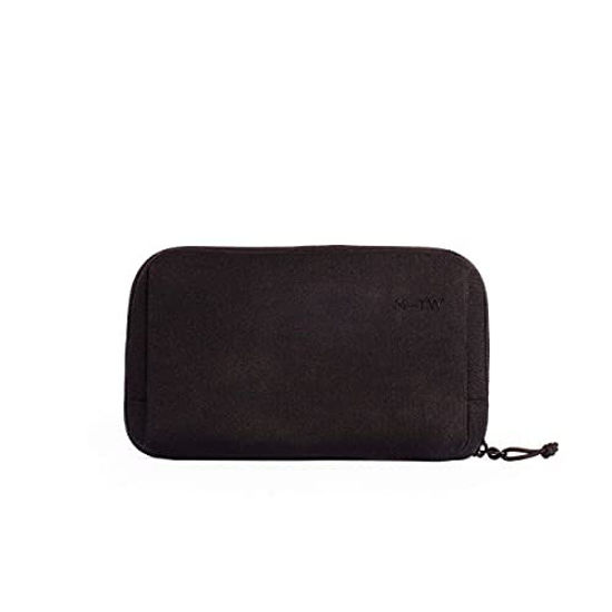 Picture of Moment Travelwear Battery Organizer - Protective Camera Battery Organizer, Perfect for Travel in Black