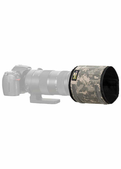 Picture of LensCoat TravelHood Camouflage Replacement Lens Hood Protection TravelHood Zoom, Digital Camo (thzdc)