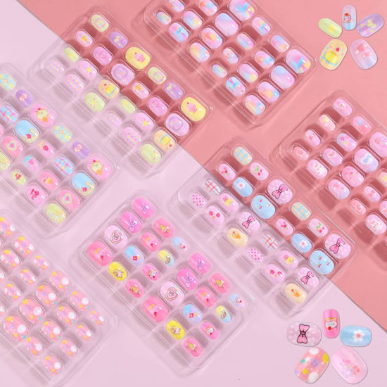 Picture of Shynek Kids Press Nails for Girls, 168Pcs Children Fake Nails Pre Glue Nail Stickers Full Cover Short False Nails Set for Girls Gift Nail Art Decoration