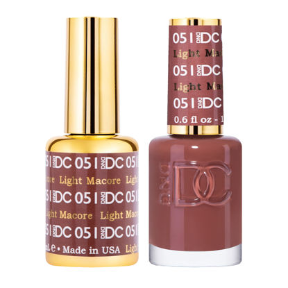 Picture of DND DC Gel Polish Set, Brown Collection, UV/LED Gel Polish and Air Dry Nail Lacquer, Matching Chip-Free Polish Duo, 051 Light Macore, 0.5 Fl Oz