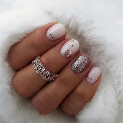 Picture of Curvlife Press on Nails Acrylic Fake Nails with Design Full Cover False Nails for Women Reusable Nail Kit with Nail Glue Adhesive Tabs Nail File (Snowflake Silver, 32pcs)