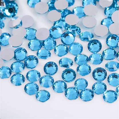 Picture of 500 Pieces SS30 6mm Flatback Rhinestones Clear Glass Round Gems Crystals for Nail Art DIY Crafts Clothes Shoes Bags （Aqua Blue）