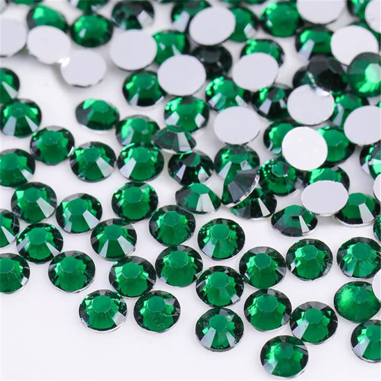 Picture of 1000 Pieces SS20 5mm Flatback Rhinestones Clear Glass Round Gems Crystals for Nail Art DIY Crafts Clothes Shoes Bags （Dark Green）