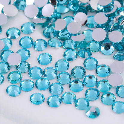 Picture of 3000 Pieces SS12 3mm Flatback Rhinestones Clear Glass Round Gems Crystals for Nail Art DIY Crafts Clothes Shoes Bags （Crystal Blue）