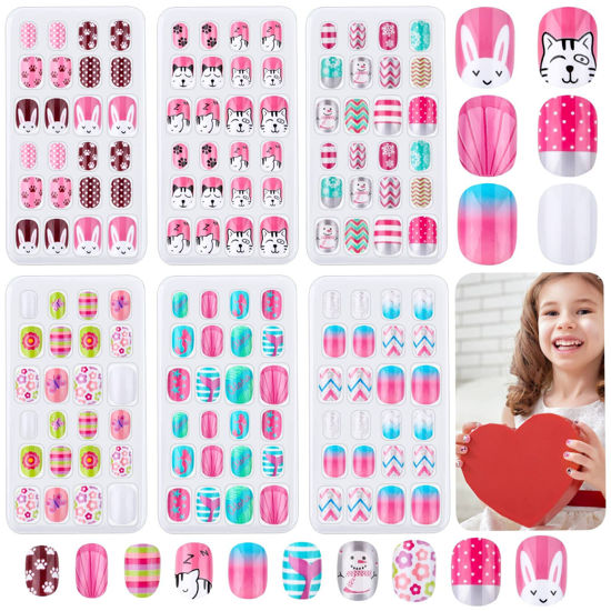Picture of Kids Press on Nails, Thrilez 144Pcs Girls False Nails Children Artificial Fake Nail Tips Pre Glue Stick on Short Nails Decoration Gift for Kids Teens Girls Age 7 12 (Colorful Days)