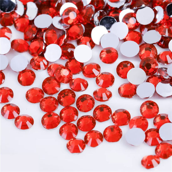 Picture of 3000 Pieces SS12 3mm Flatback Rhinestones Clear Glass Round Gems Crystals for Nail Art DIY Crafts Clothes Shoes Bags （Light Red）