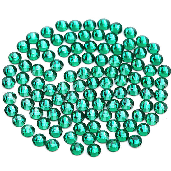 Picture of Novani Rhinestones 3000Pcs Flatback Crystal Round Loose Gemstones Glass Rhinestones for Crafts Makeup Nail Art Clothes Shoes DIY Decorations(SS6, 1.9-2.0mm,Green Zircon)