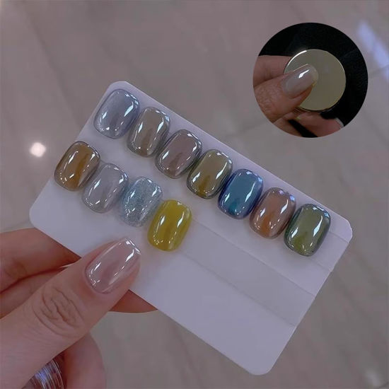 Picture of GZMAYUEN White Pearl Chrome Nail Powder, Summer Mirror Effect Chrome Powder for Gel Nails, Iridescent Pearlescent Glitter Nail Pigment Powder for Nail Art Decorations