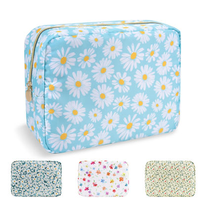 Picture of UIXIZQ Waterproof Large Floral Makeup Bag Pouch,Nylon Travel Toiletry Storage Bag Preppy Flower Cosmetic Bag for Women Girl,Large Capacity Makeup Organizer Bag Zipper Pouch for Work(Large Blue-Daisy)