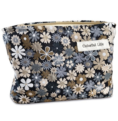 Picture of STARDW Aesthetic Floral Makeup Bag Cosmetic Bag Travel Toiletry Bag for Women Girls Large Cute Makeup Bag Organizer Skincare Bag Zipper Pouch (Garden Daisies)