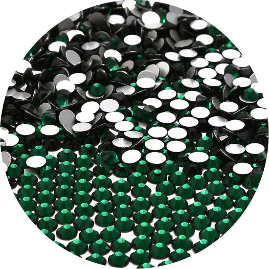 Picture of NCB 2000pcs Flatback Round Glass Nail Art Rhinestones Crystal for DIY Making Accessories Shoes, Clothes, Face Art, Bags, Manicure (Emerald, SS10 2000pcs)