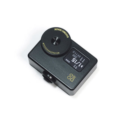 Picture of DOOMO MADE OLED Light Meter, Meter S Brass Version, New Screen Design, Real-time Metering and One-Button Metering for Vintage Cameras (All Black)