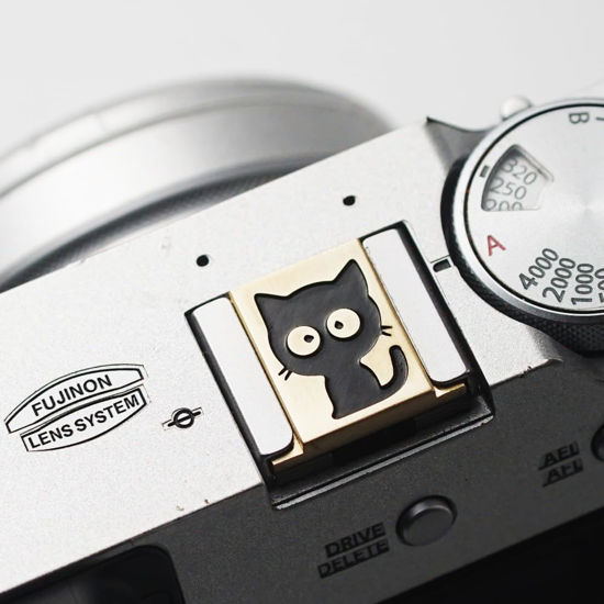 Picture of DBZZ Camera hot Shoe Cover for Nikon z9 z8 z7 z50 z30 zf d3500 d810 d610 (Brass cat)
