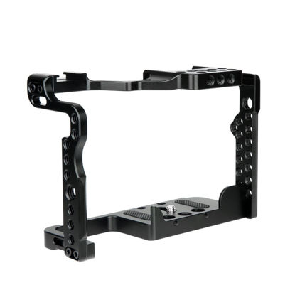 Picture of NICEYRIG Cage for Panasonic Lumix G9/GH5II/GH5/GH5S, with NATO Rail Cold Shoe - 349