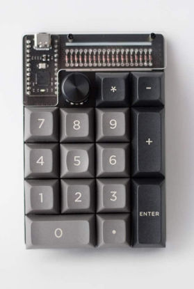 Picture of nullbits Tidbit 19 Key Programmable QMK Mechanical Numpad Kit (Plus - Black)