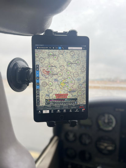 Picture of FlightPro ProAviator Suction Cup Mount - Curved Arm - Supports Multi Angle Display - for Pilots, General Aviation (ProAviator: iPad Mount)