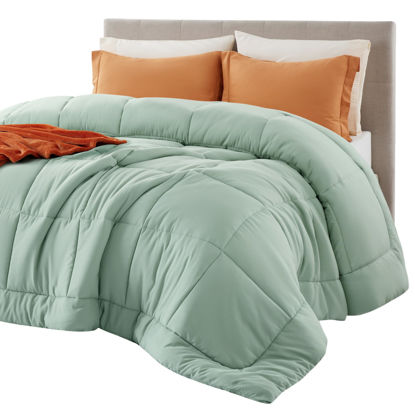 Picture of Bedsure Comforter Duvet Insert - Quilted Comforters Twin Size, All Season Duvet, Down Alternative Bedding Comforter with Tabs(Sage Green,Twin 88"x68")