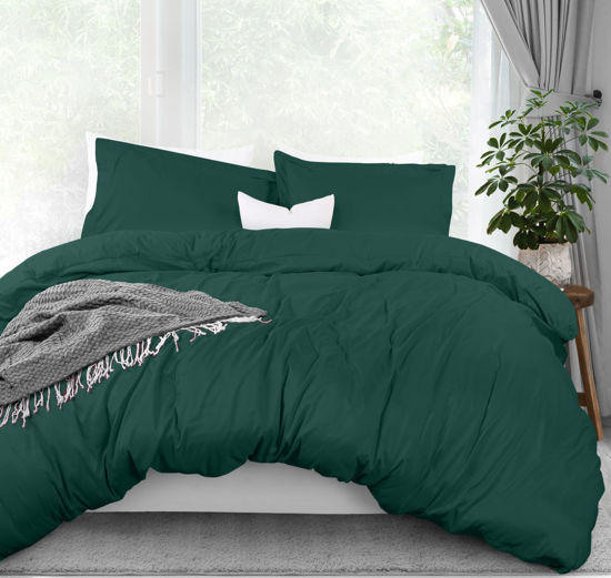 Picture of Utopia Bedding Duvet Cover Queen Size - 1 Duvet Cover with 2 Pillow Shams - 3 Pieces Bedding Duvet Cover with Zipper Closure - Soft Brushed Microfiber, 90 X 90 Inches (Queen, Emerald)