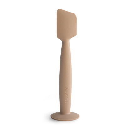 Picture of mushie Diaper Cream Applicator Soft Silicone with Suction Base (Natural)